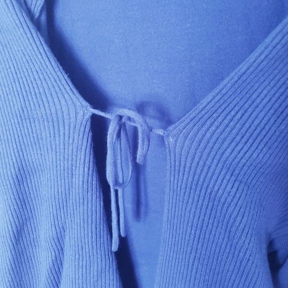 Dalia Blue flowy Cardigan - Picture 10 of 10